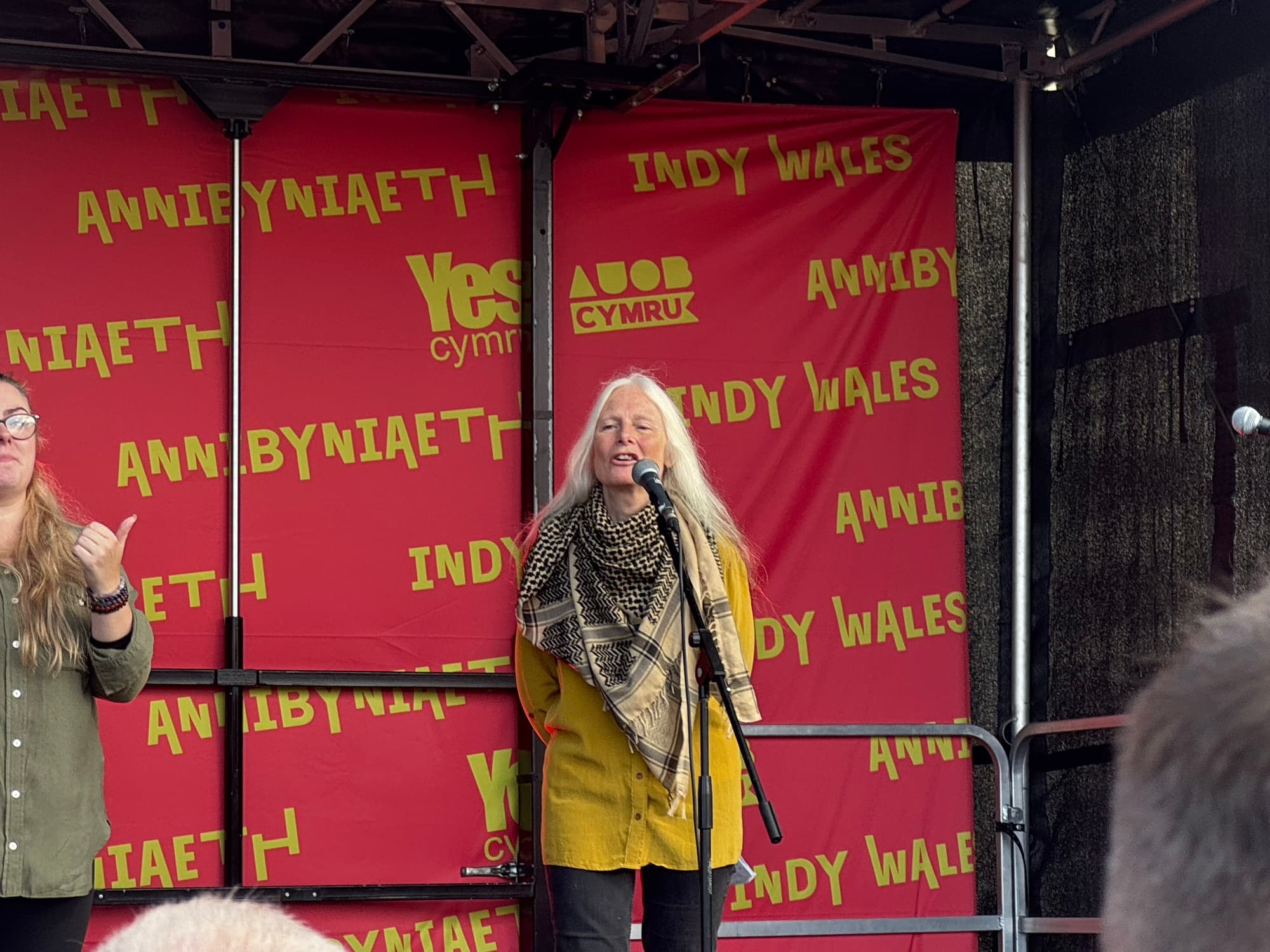 Linda Rogers (Green Party) addressing the rally following the Aberystwyth March for Independence